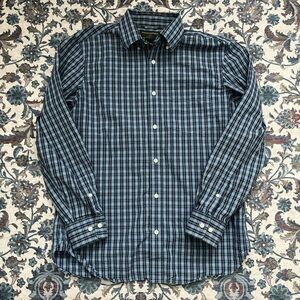 Banana Republic Men's Blue and Black Plaid Button-Down Shirt